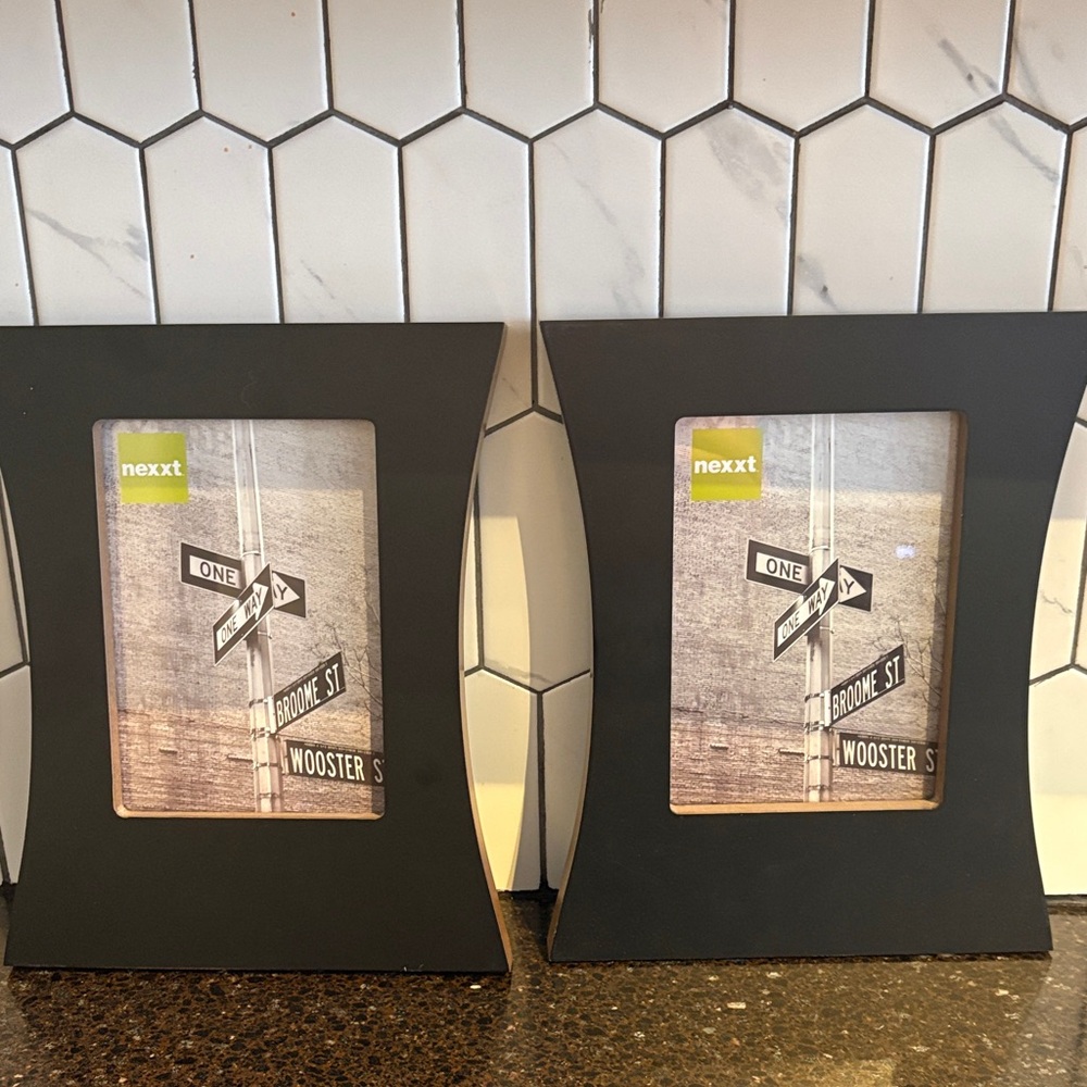 4/$20 next Curved Black Picture Frame Duo- 5x7
